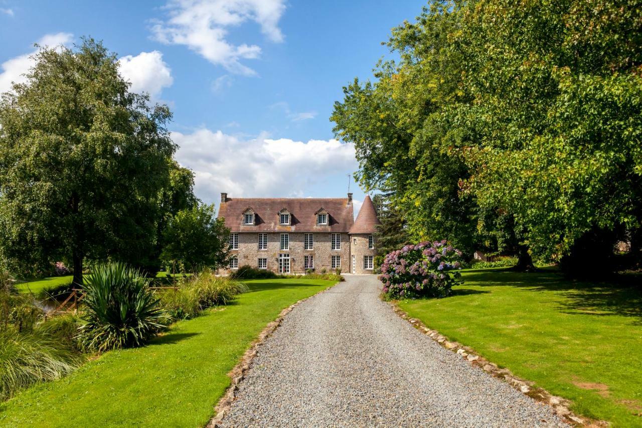 Manoir De La Porte Hotel Sainte-Pience Exterior photo